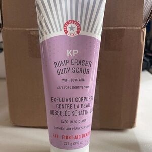 First Aid Beauty KP Bump Eraser Body Scrub - Lavender and White - BRAND NEW!